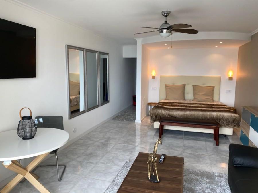 Studio Apartment Ocean View Портиман Экстерьер фото